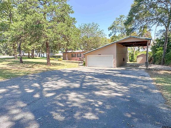 5th image of 24425 Kevin Dr