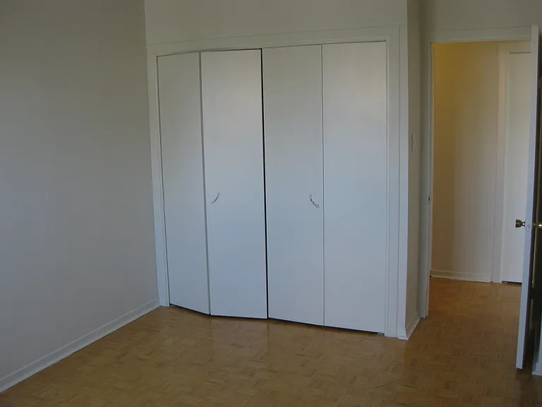 27 Henderson Ave — Photo 21
