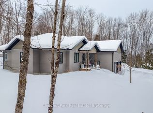 170 Springfield Rd, Huntsville, ON P1H2J3