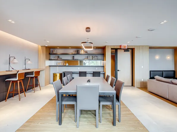 2840 Atlantic Avenue image 6 of 17