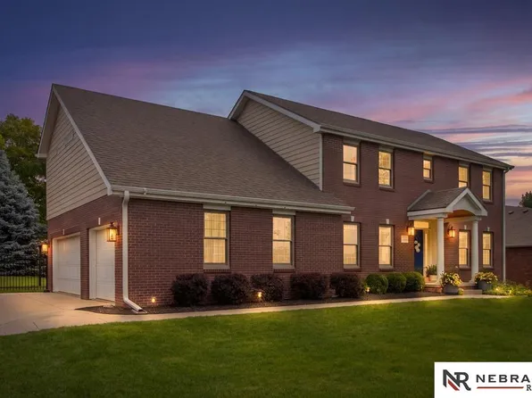 6808 Ridge Rd, Lincoln, NE 68512