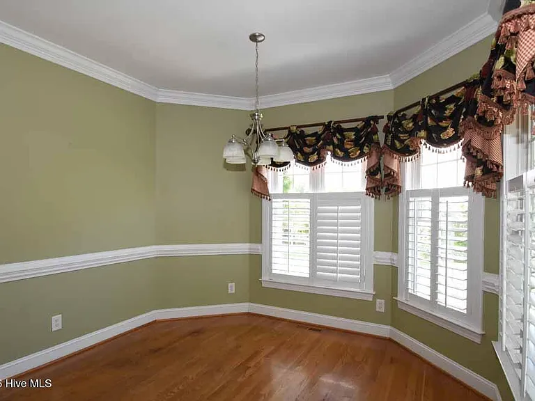 1129 Scarlet Oak Dr — Photo 11