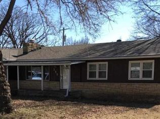 305 W Plumb St, Leon, KS 67074