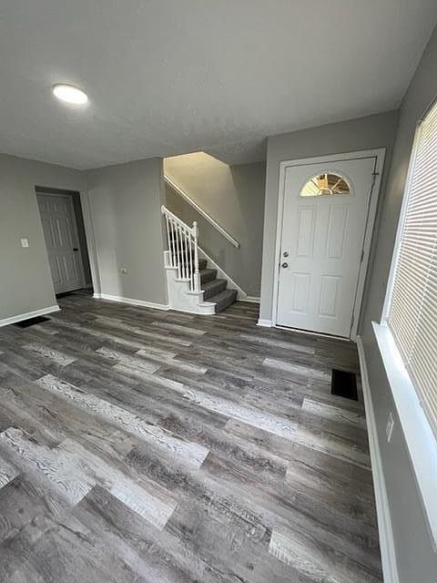 1st image of 2421 Argyle Dr