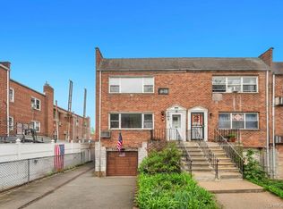 7416 85th Rd, Woodhaven, NY 11421