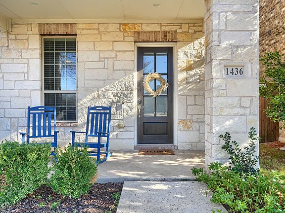 3rd image of 1436 Pebble Way