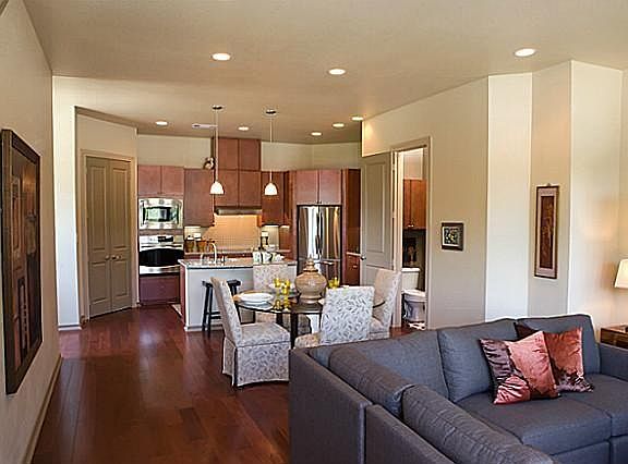 2nd image of 1201 Beaconsfield Ln APT 102