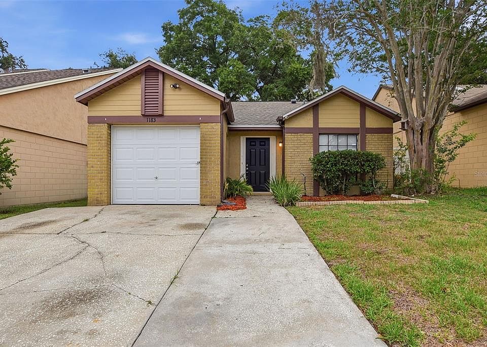 1st image of 1183 Pin Oak Dr
