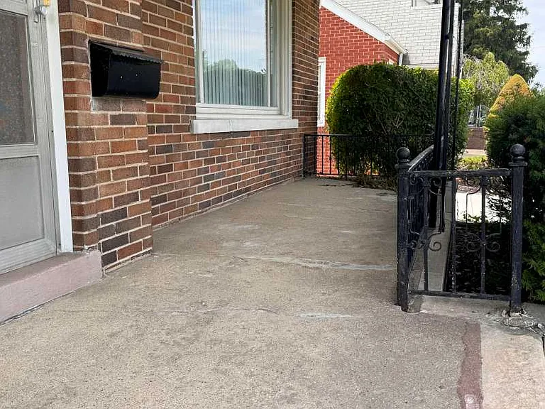 14754 Lydia Ave — Photo 28