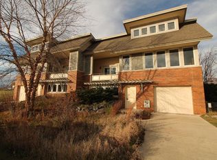 3126 Wetland Way, East Troy, WI 53120