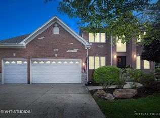 739 S 5th Ave, Des Plaines, IL 60016