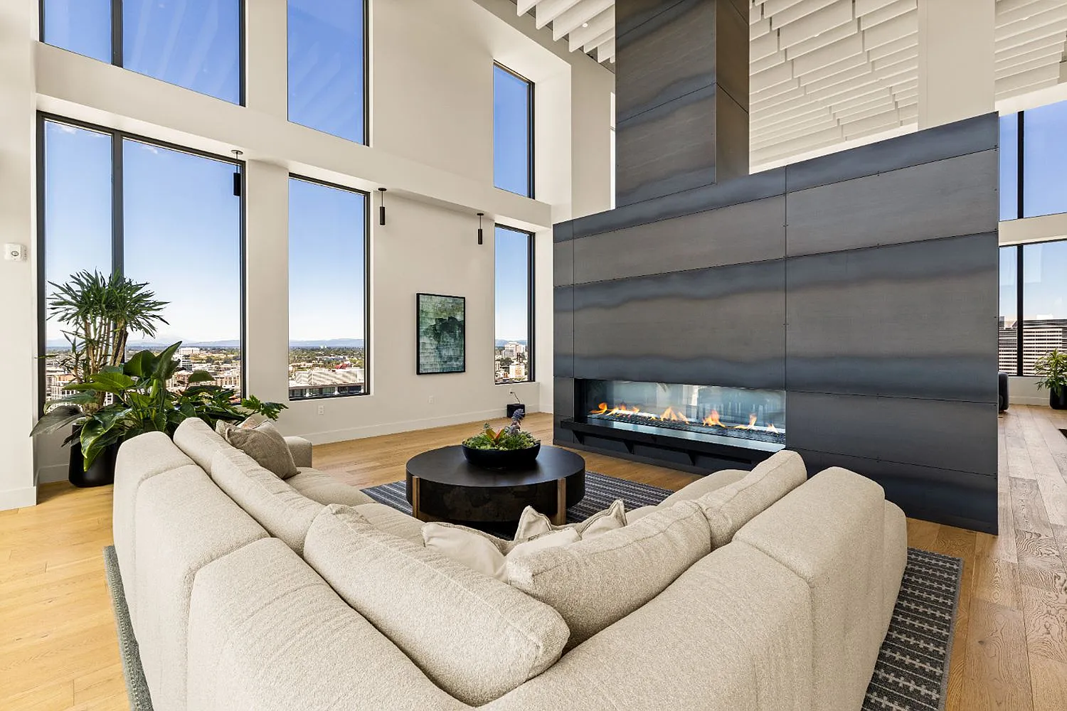 Byline Apartments — Photo 2