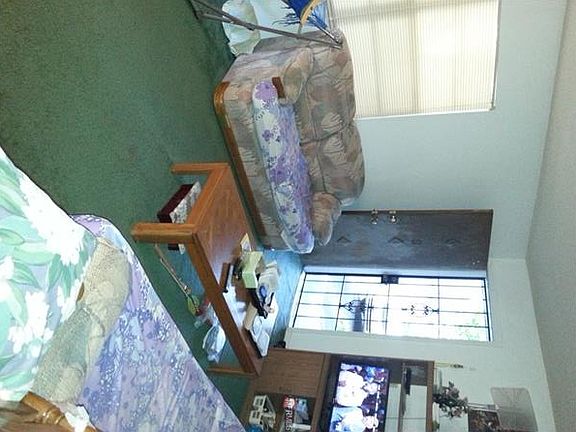 4th image of 37 N Glenwood Ave