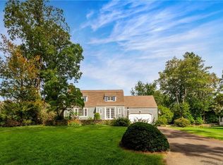 128 Stonybrook Rd, Fairfield, CT 06824