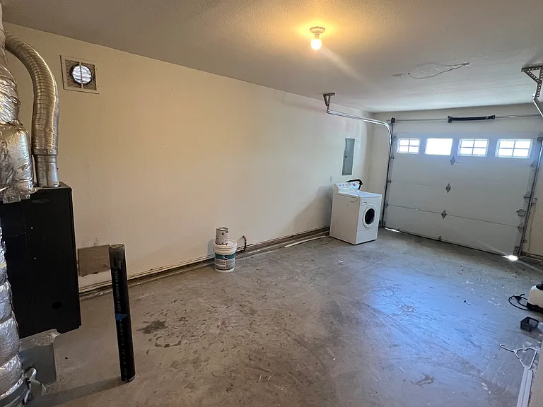 11945 SE Holgate Blvd — Photo 4