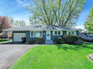 913 6th St W, Hastings, MN 55033