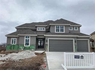 10415 N Liberty St, Kansas City, MO 64155