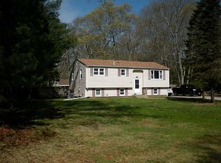 190 Carolina Nooseneck Rd, Richmond, RI 02898