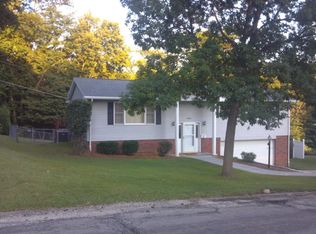 3301 28th Street Ct, Rock Island, IL