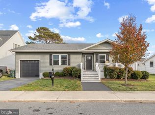 8704 Caribbean Dr, Ocean City, MD 21842