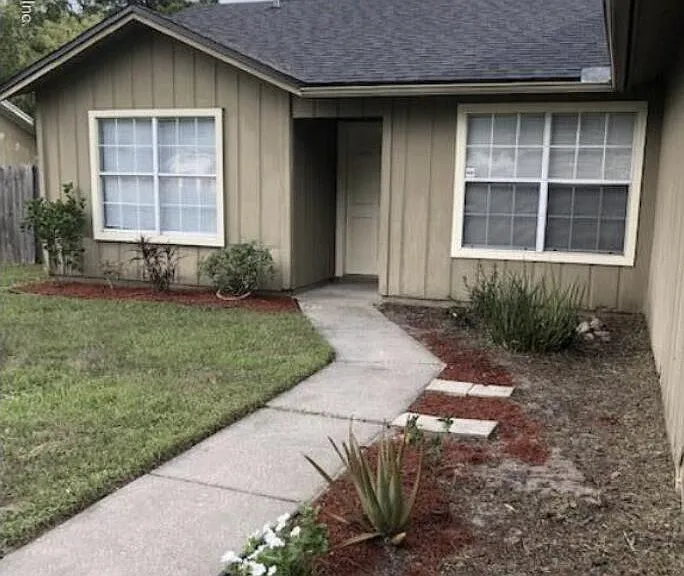 8584 Bandera Cir W — Photo 12