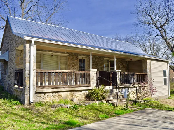 115 Brookside Dr, Fayetteville, TN 37334