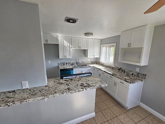 Kitchen
Dishwasher, Gas stove, Custom Cabinets and Granite Counters