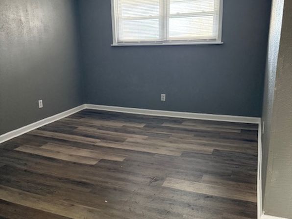 95 Birchwood Ln APT A