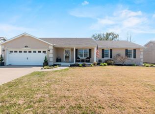 1006 Clearwater Rd, Sikeston, MO 63801