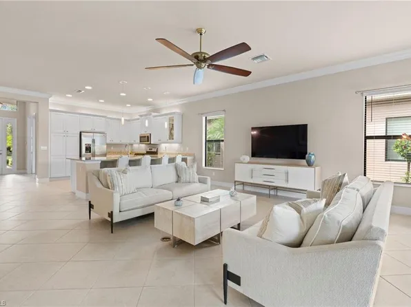 4554 Luminary AVE, NAPLES, FL 34119