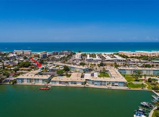 6000 2nd St E APT 6, St Pete Beach, FL 33706