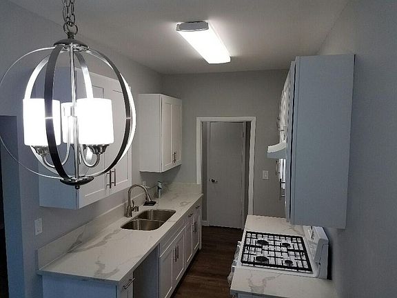 2nd image of 703 E Providencia Avenue # Fl 2nd