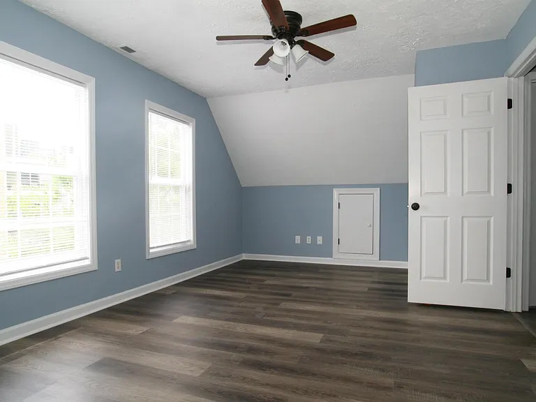 109 Ashe Ave — Photo 21
