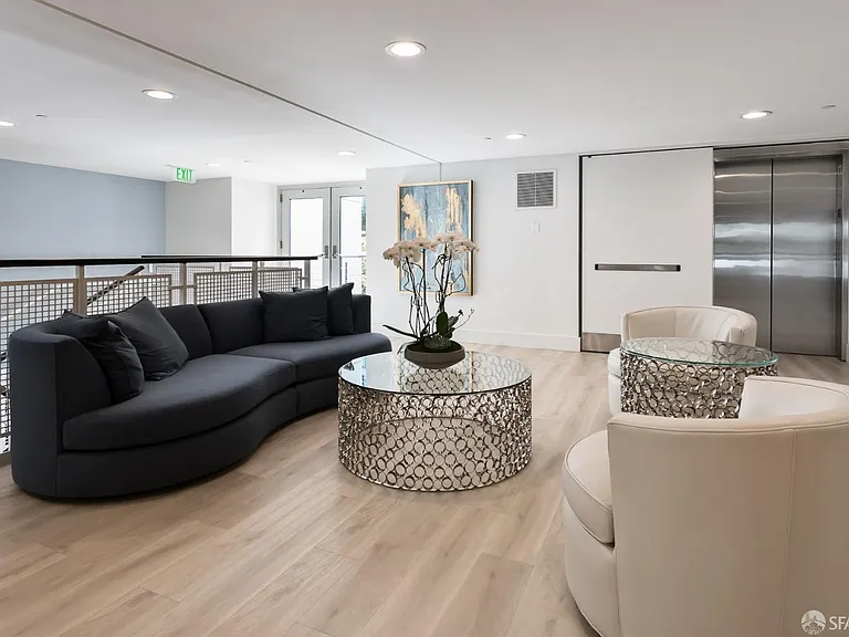 200 Brannan St #405 — Photo 24