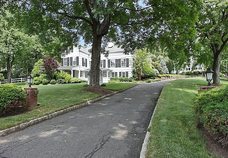 For Sale: 165 Mountain View Road, Warren, New Jersey 07059