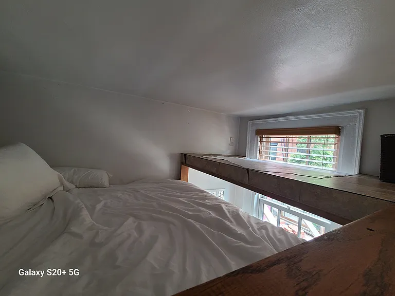 396 Bleecker St #2G — Photo 11