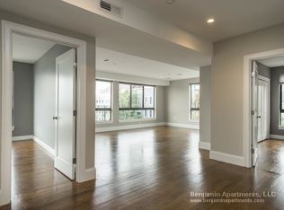 273 W 2nd St #8Y, Boston, MA 02127