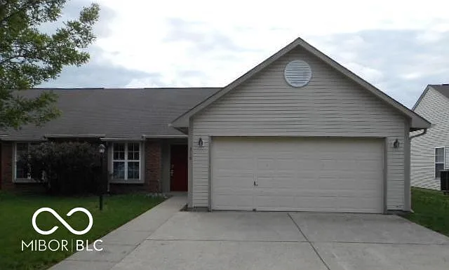 318 Woodberry Dr photo 1