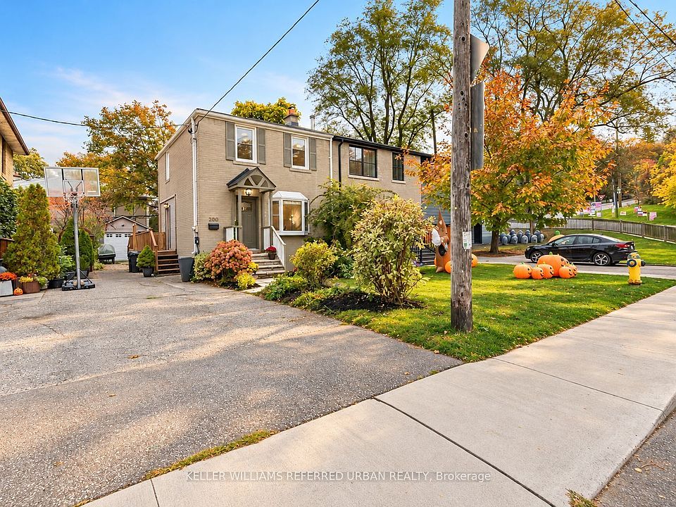 1st image of 200 Saint Marks Rd