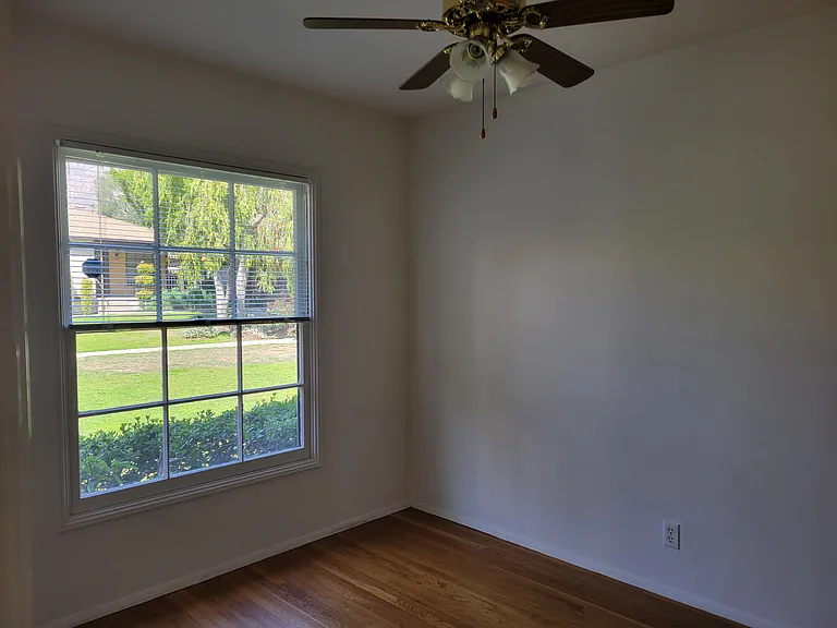 1275 E Washington Blvd — Photo 7