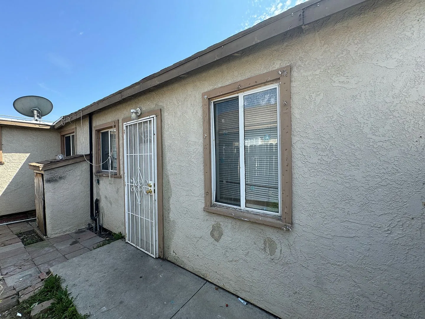 Baldwin Park — Photo 1