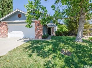 9049 Laguna Place Way, Elk Grove, CA 95758
