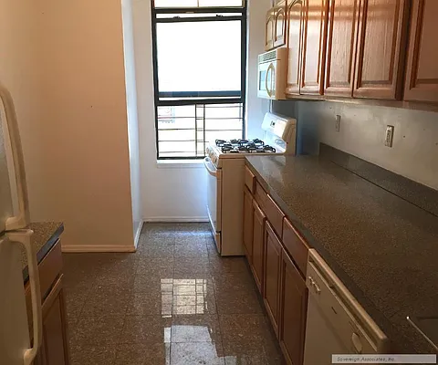 Rented by Sovereign Associates | media 25