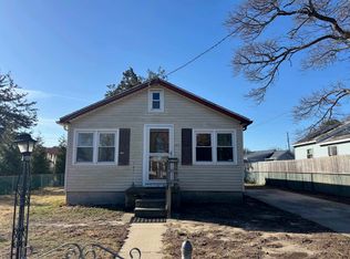 102 Alexander Ave, Villas, NJ 08251