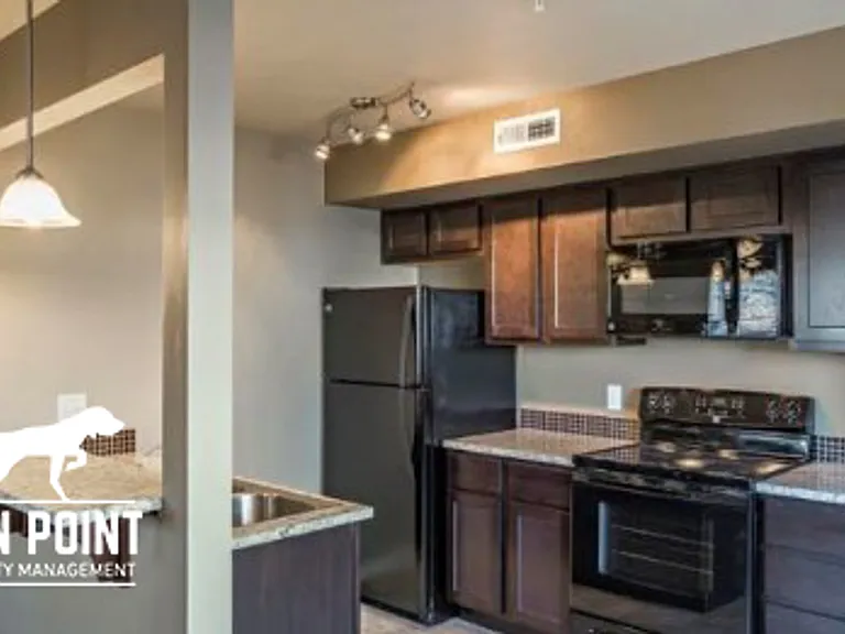 4772 N Morninggale Dr — Photo 8