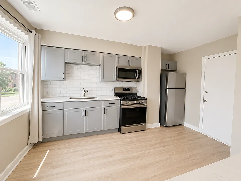 4343 Wisconsin Ave #7