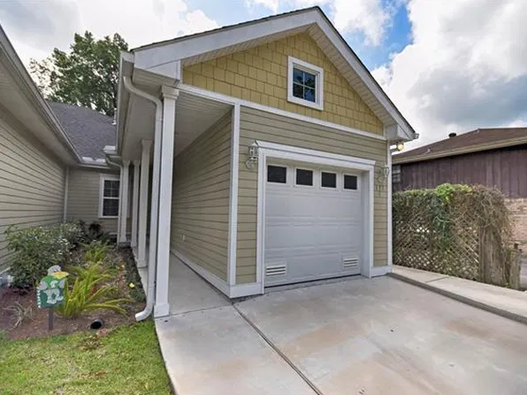 133 Lakewood Dr, Luling, LA 70070