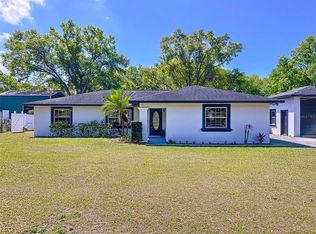 2821 Grapefruit Dr, Auburndale, FL 33823