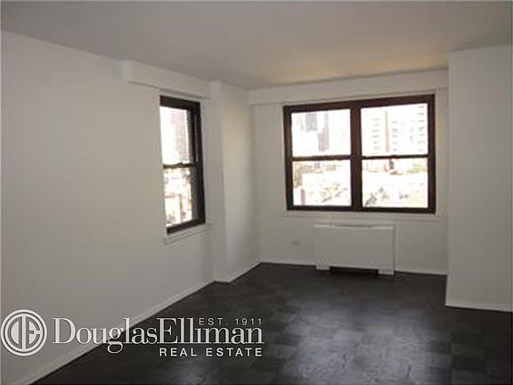 4th image of 240 E 82nd St APT 12K