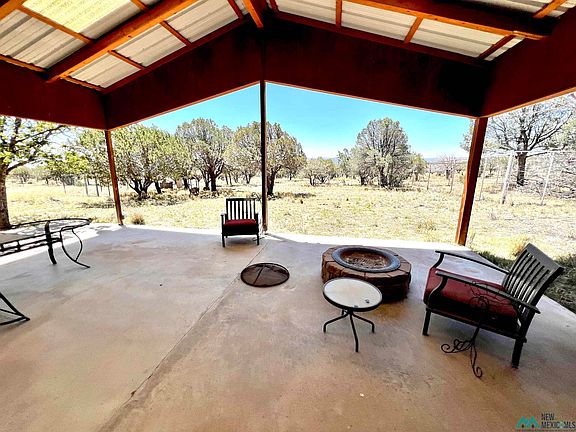 4th image of 13 Turkey Canyon Rd